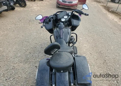 2013 Harley-Davidson Fltrx Road Glide Custom z USA, uszkodzony, nr VIN 1HD1KHM17DB611023